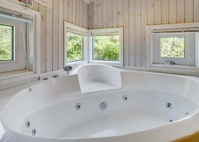 Prázdninový dům Euphemia - 900m From The Sea By Interhome